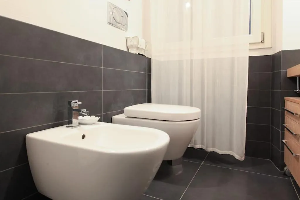 Nice And Chic Apt Near Fiera Milano 0*, Milan